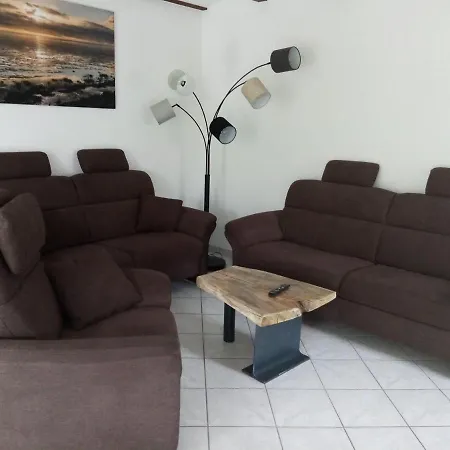 Ferienwohnung-steuerbord-im-haus-apenboom Appartement Büsumer Deichhausen