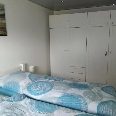 Ferienwohnung-steuerbord-im-haus-apenboom Büsumer Deichhausen